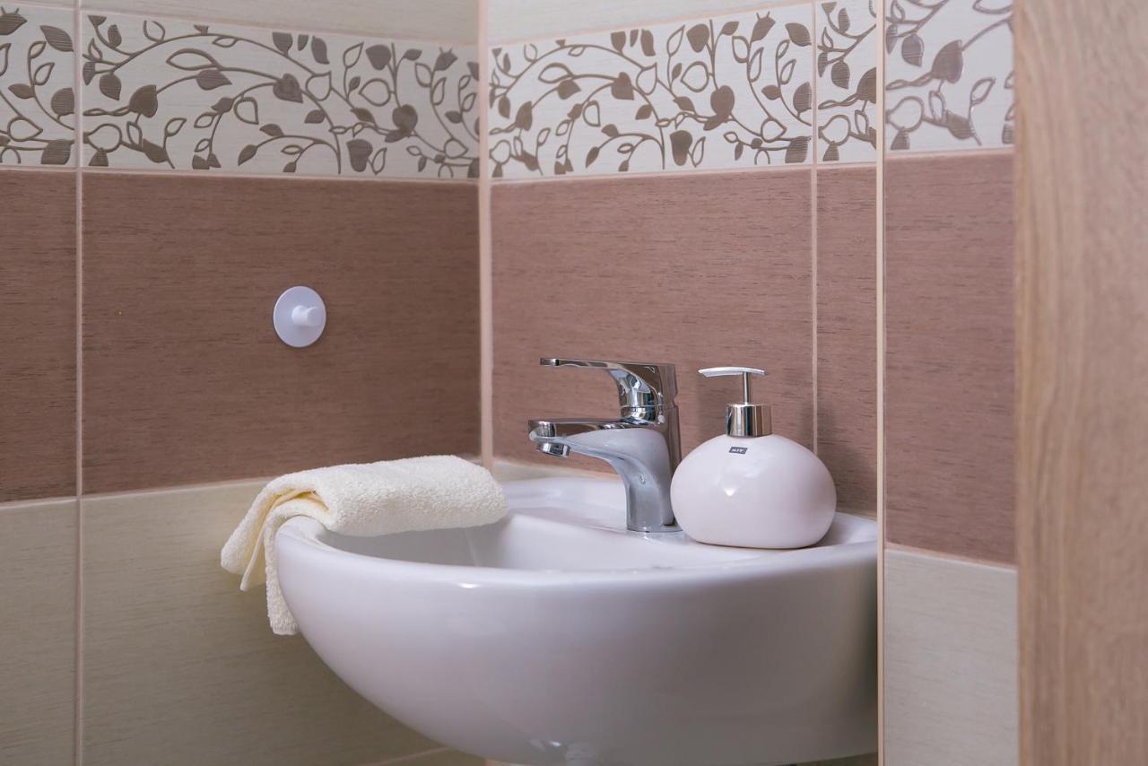 Forras Apartman إغير المظهر الخارجي الصورة